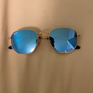 Never worn Octagonal ray ban shades!